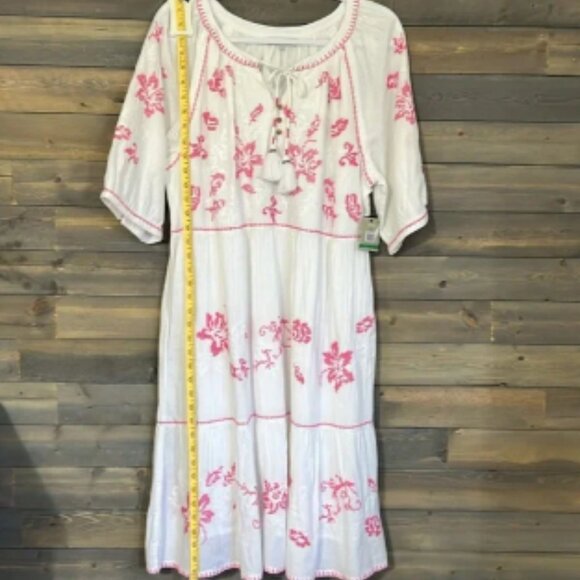 New John Mark Embroidered Boho Dress Size L White with Pink Embroidery - Picture 7 of 8